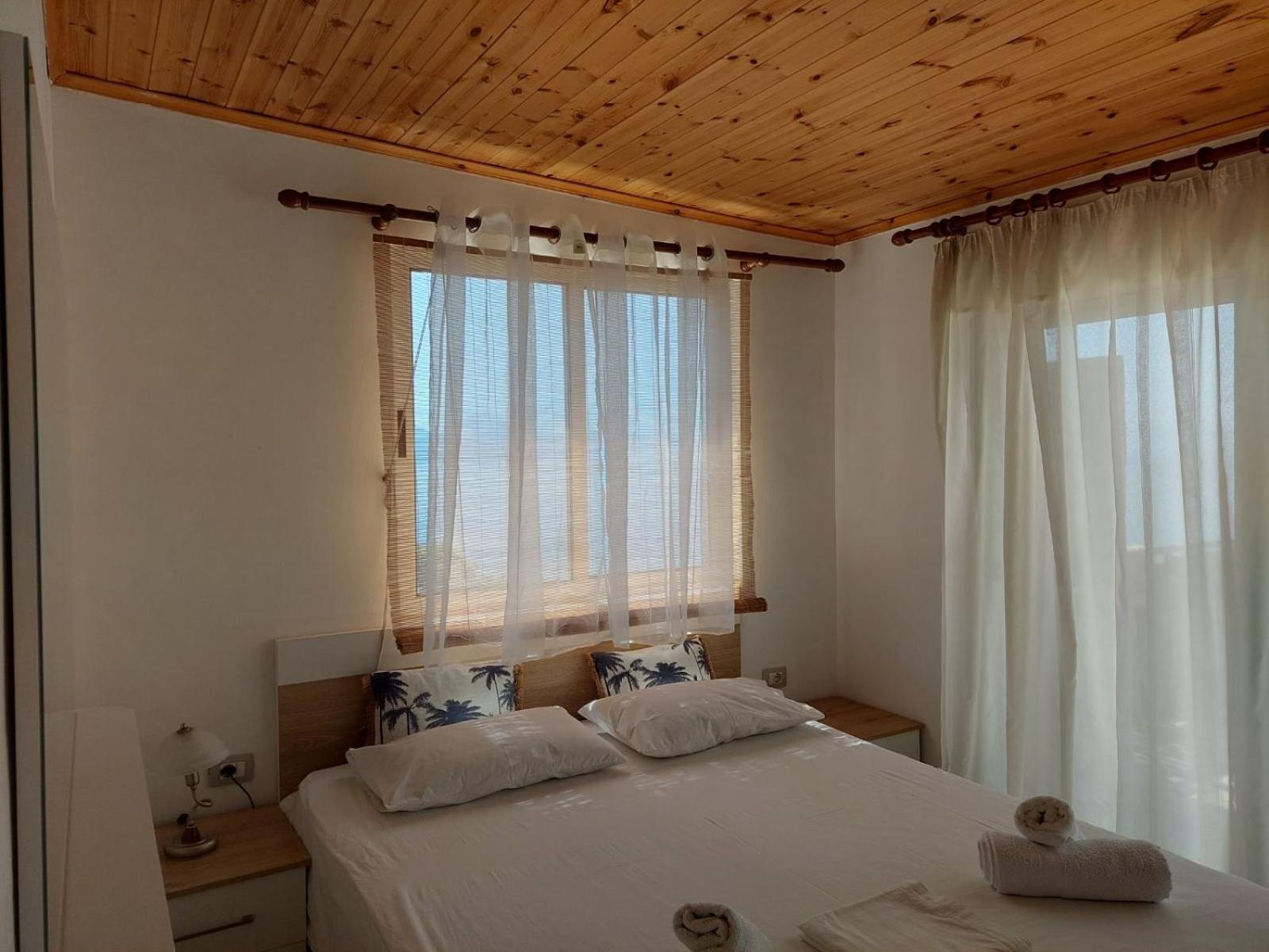 Qeparo Antonio Rooms Exterior photo
